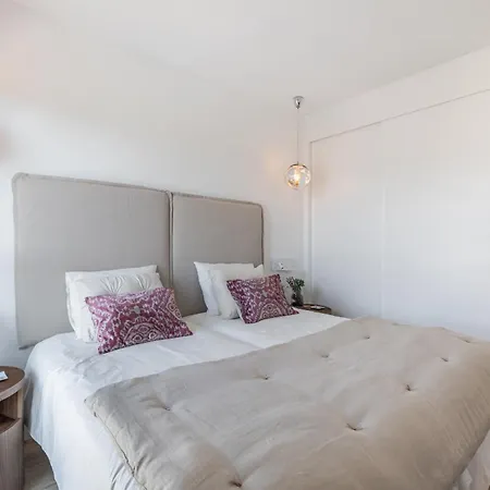 Skyline 9 Pool & Parking Free Apartment Malaga